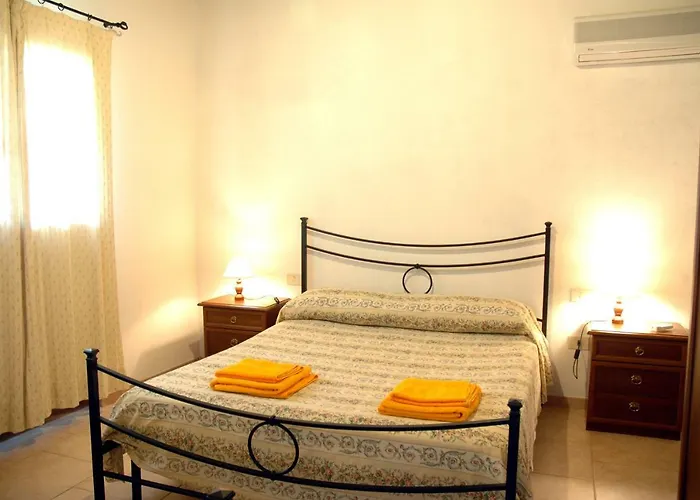 Su Pirastru Sa Castanza